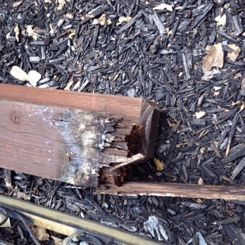 LifeScaping Fences - Rotted Borg fence post - Fences & Gates Near Me - Sacramento, California
