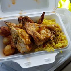 Pollo Loco Churrasqueria - 1/4 chicken combo