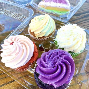 Marley's Streats - Cupcakes: Ube, Strawberry Lychee, Pandan Coconut, Mango Calamansi Brazo de Mercedes - Cupcakes Near Me