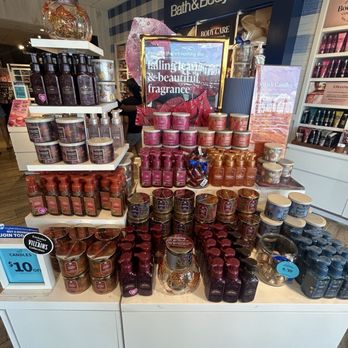 Bath & Body Works - Cosmetics & Beauty Supply Near Me - Las Vegas, Nevada Bath & Body Works - Cosmetics & Beauty Supply Near Me - Las Vegas, Nevada
