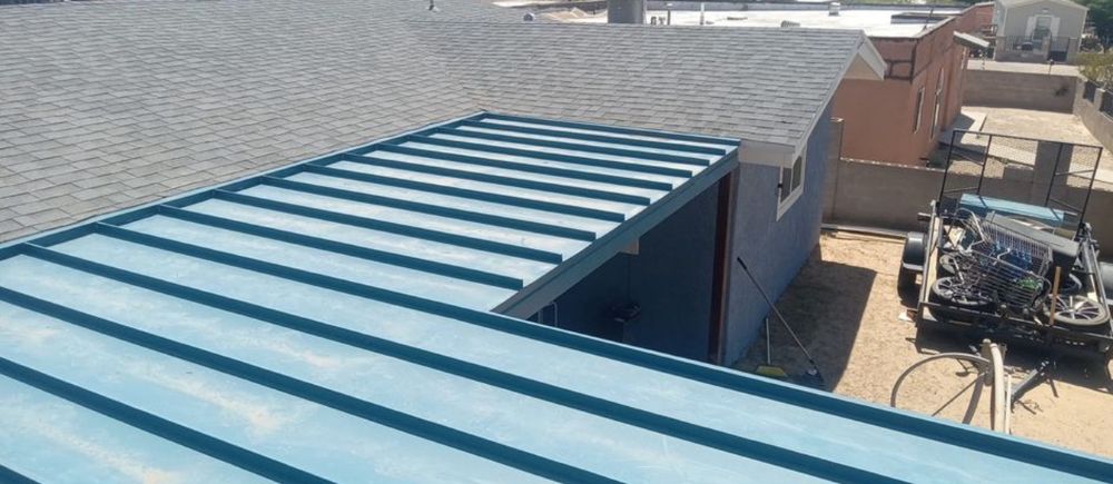 Slide of HD roofing and construction