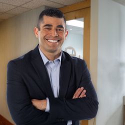 Eric Escobar, DDS - Dr. Eric Escobar DDS