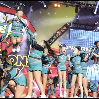 ダイヤモンドアートクラブ Have a Cuppa Cheer 2024 SDHSAA state 'AA' cheer and dance results | SDPB