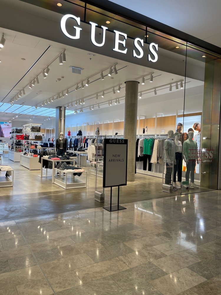 GUESS Updated May 2024 Hamilton Rd, Chermside Queensland, Australia