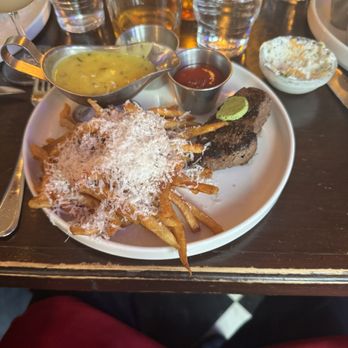 Westport Cafe - Steak frites - French Near Me - Kansas City, Missouri Westport Cafe - Steak frites - French Near Me - Kansas City, Missouri