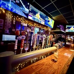 Cobble Stone Ale House - Bar
