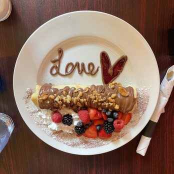 Caffe Mona Strip District - Nutella Love Crepe - Breakfast & Brunch Near Me - Pittsburgh, Pennsylvania