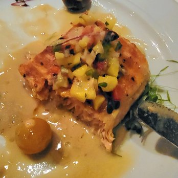Smitty's Grill - Salmon Dish Of the Day - American Near Me - Pasadena, California Smitty's Grill - Salmon Dish Of the Day - American Near Me - Pasadena, California