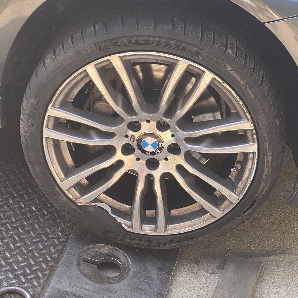 Aatak Towing - A badly damaged wheel was no problem for Aatak Towing! - Towing Near Me - Fresno, California Aatak Towing - A badly damaged wheel was no problem for Aatak Towing! - Towing Near Me - Fresno, California