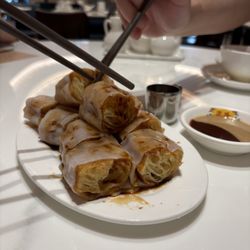正斗粥麵專家 - Rice Noodle Rolls Filled with Twisted Cruller-$58