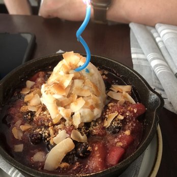 Musang Seattle - Berry cobbler - Filipino Near Me - Seattle, Washington