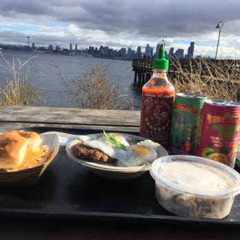 Marination Ma Kai - Loco moco, spam sliders, macaroni salad, Hawaiian Sun to start off the morning - Korean Near Me - Seattle, Washington Marination Ma Kai - Loco moco, spam sliders, macaroni salad, Hawaiian Sun to start off the morning - Korean Near Me - Seattle, Washington