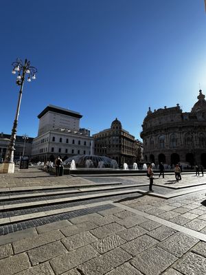 Piazza De Ferrari by null
