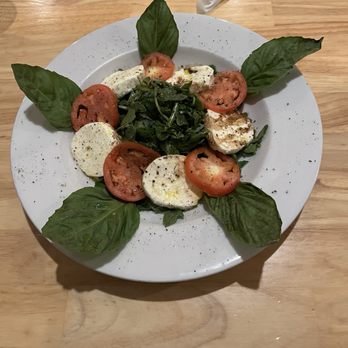 La Pergola Trattoria - Caprese Salad - Italian Near Me - Big Bear Lake, California La Pergola Trattoria - Caprese Salad - Italian Near Me - Big Bear Lake, California