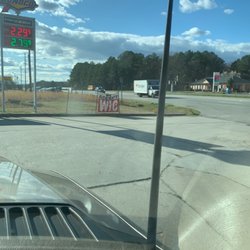 Whit's Convenience Store