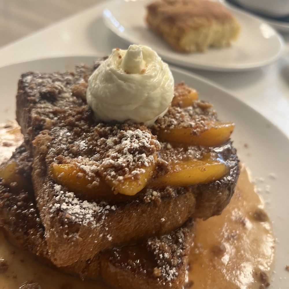Brunch & Sip - The amazing PEACHES AND CREAM French Toast - Coffee & Tea Near Me - Phoenix, Arizona