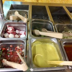 Taquería Los Arandas - Salsa and garnishes