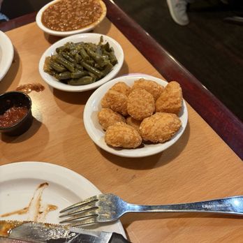 Marlowe's Ribs & Restaurant - Size of baked beans , green beans, and corn fritters - Barbeque Near Me - Memphis, Tennessee Marlowe's Ribs & Restaurant - Size of baked beans , green beans, and corn fritters - Barbeque Near Me - Memphis, Tennessee