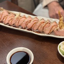 Tenku Sushi Lounge - Pink Lady Roll