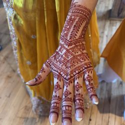 Malti's Mehndi
