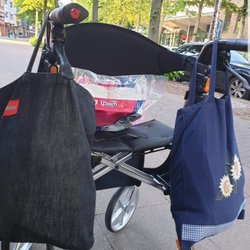 Incort - Rollator  "besco medical", der Star unter den Rollatoren. Material: Carbon, ultraleicht, klappbar.