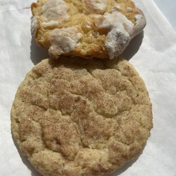The Baked Bear Georgetown - Gooey Butter Cake Cookie and snickerdoodle - Ice Cream & Frozen Yogurt Near Me - Georgetown, Texas