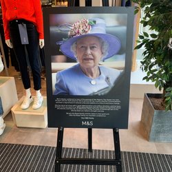 Marks & Spencer - Shopping