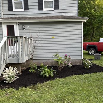 Berkshire Lawn Clean Up - After of the garden - Lawn Services Near Me - Pittsfield, Massachusetts Berkshire Lawn Clean Up - After of the garden - Lawn Services Near Me - Pittsfield, Massachusetts