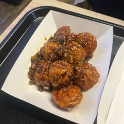 Momo2Go - Honey Chilli Chicken Momos