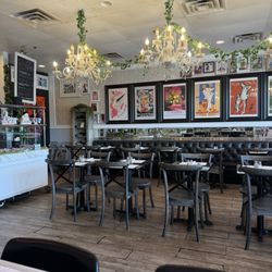 Merci French Cafe & Patisserie - Inside seating and decor
