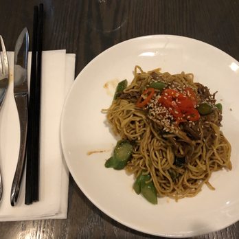 R&D Restaurant - Beef brisket lo mein - Asian Fusion Near Me - Toronto, Ontario