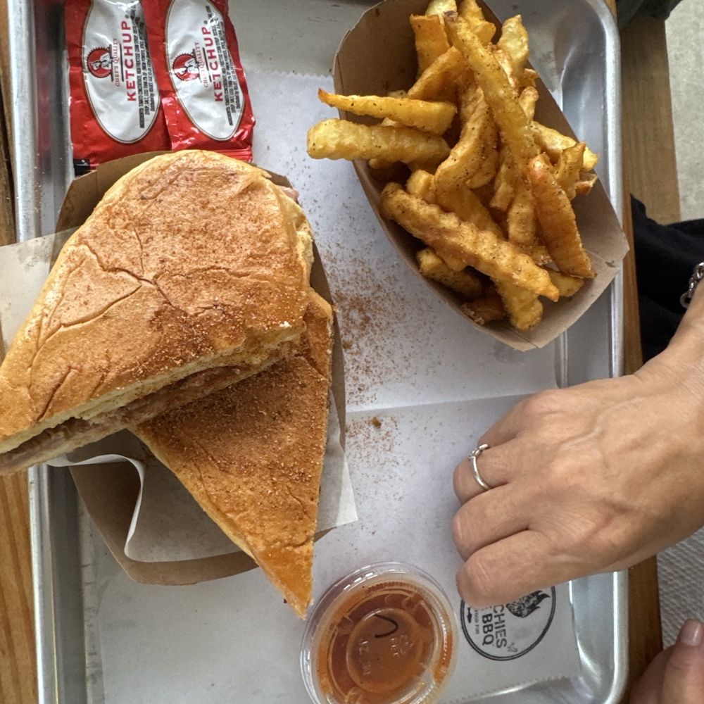 Munchies Live BBQ - Cuban Chop Pork Sandwich - Barbeque Near Me - Mount Dora , Florida Munchies Live BBQ - Cuban Chop Pork Sandwich - Barbeque Near Me - Mount Dora , Florida