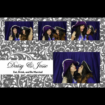 Social Booths - Wedding Planning Near Me