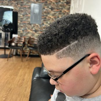 Classic Man's Barbershop - Barbers Near Me - Canton, Georgia Classic Man's Barbershop - Barbers Near Me - Canton, Georgia