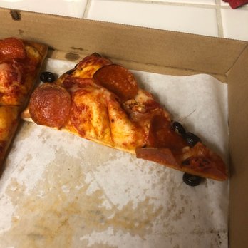 Pizza House - Missing cheese - Pizza Near Me - Sacramento, California