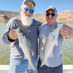 FishFinders Guide Service - Lake Mead Fishing Guides - Dual action!