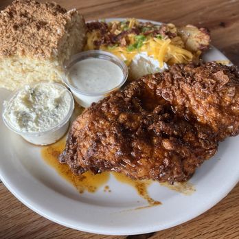 RedPoint BBQ - Hot Chicken w/corn bread and baked potato - Cocktail Bars Near Me - Campton, Kentucky RedPoint BBQ - Hot Chicken w/corn bread and baked potato - Cocktail Bars Near Me - Campton, Kentucky