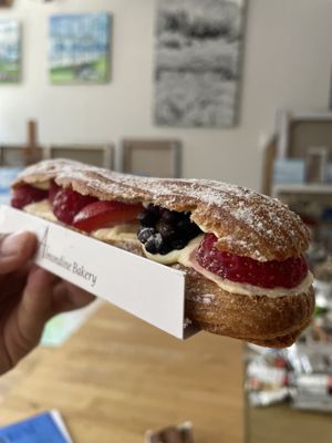 Almondine Bakery by null