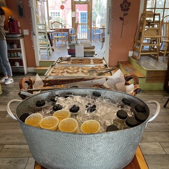 Leaping Lizard Cafe - Cafes Near Me - Virginia Beach, Virginia