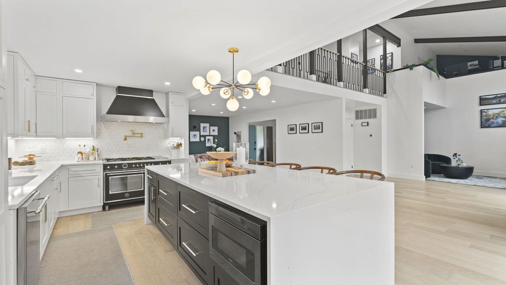 Slide of Veteran Built Homes