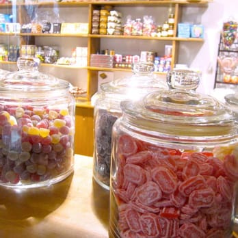 Violette et Berlingot - Bonbons d'antan - Chocolatiers & Shops Near Me - Lyon 02, 69