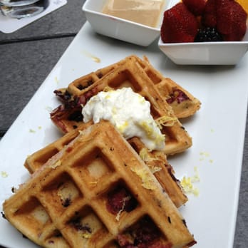 Cru Cellars - Blueberry waffles with ricotta and lemon zest - Wine Bars Near Me - Tampa, Florida Cru Cellars - Blueberry waffles with ricotta and lemon zest - Wine Bars Near Me - Tampa, Florida