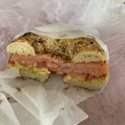 Smoked salmon sandwich with no spread Smoked salmon sandwich with no spread