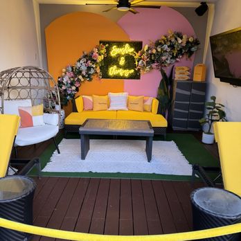 La Cantera Resort & Spa - Cabana at adult pool area. - Resorts Near Me - San Antonio, Texas