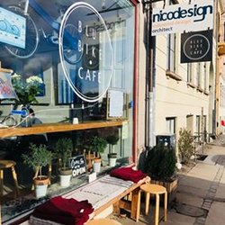 Blue Bike Café