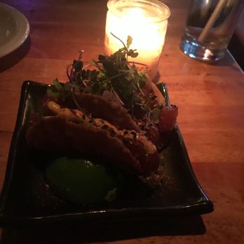 Baby Jane - Tuna Poke Taco - Cocktail Bars Near Me - Miami, Florida