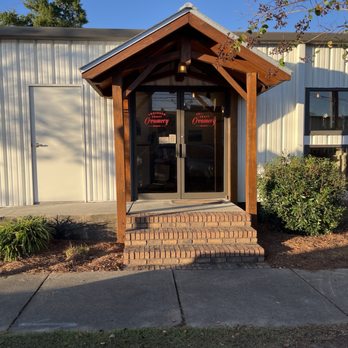 Southern Craft Creamery - Side entrance - Coffee & Tea Near Me - Marianna, Florida