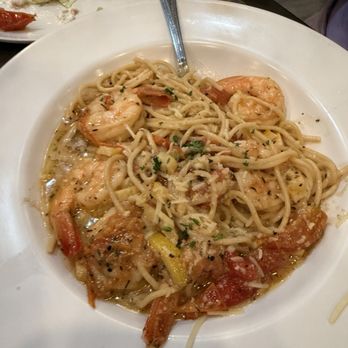 Castello's Restaurant & Catering - Italian Near Me - Poplar Bluff, Missouri