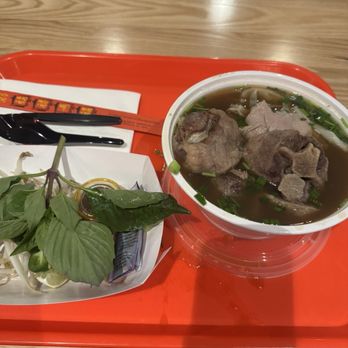 Pho Spot MKE - Oxtail Pho with accompaniment. - Vietnamese Near Me - Milwaukee, Wisconsin Pho Spot MKE - Oxtail Pho with accompaniment. - Vietnamese Near Me - Milwaukee, Wisconsin