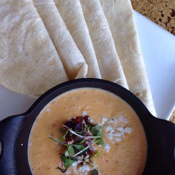 360 Rooftop Bar - Queso fundido - Lounges Near Me - St. Louis, Missouri 360 Rooftop Bar - Queso fundido - Lounges Near Me - St. Louis, Missouri